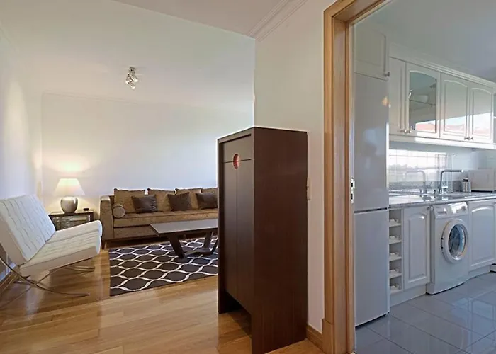 Διαμέρισμα Gruenes Avila By Interhome Lisboa