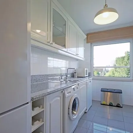 Gruenes Avila By Interhome * Lisbon